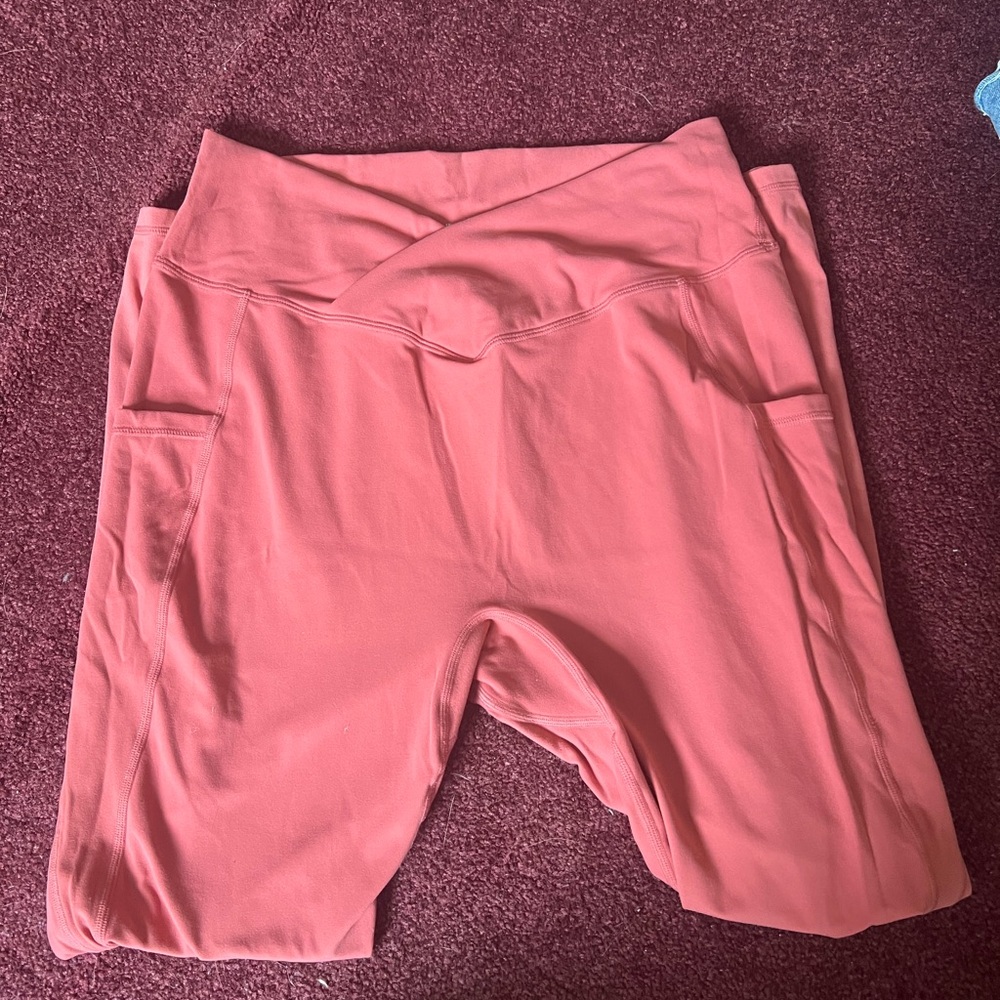 BuffBunny Coral Leggings with Pockets